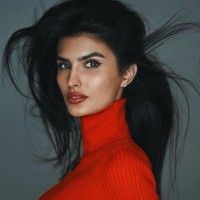 Yael Cohen Aris merupakan model sekaligus selebgram Israel dengan 1,1 juta follower di Instagram. Ia mengklaim perusahaan asal China telah menggunakan identitasnya tanpa izin untuk pembuatan boneka seks. Foto: Instagram/@yael1c