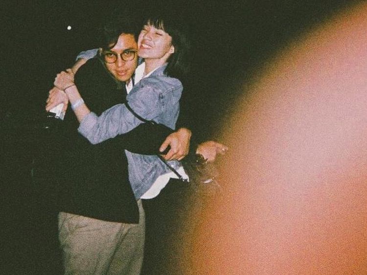 Momen Langka Ardhito Pramono Foto Bareng Istri