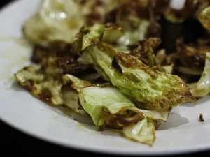 Doyan Melahap Kol Goreng? Ini 5 Bahaya Makan Kol Goreng untuk Kesehatan