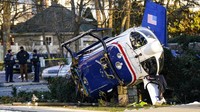 Helikopter medis itu membawa empat penumpang di antaranya satu balita dan tiga orang dewasa.