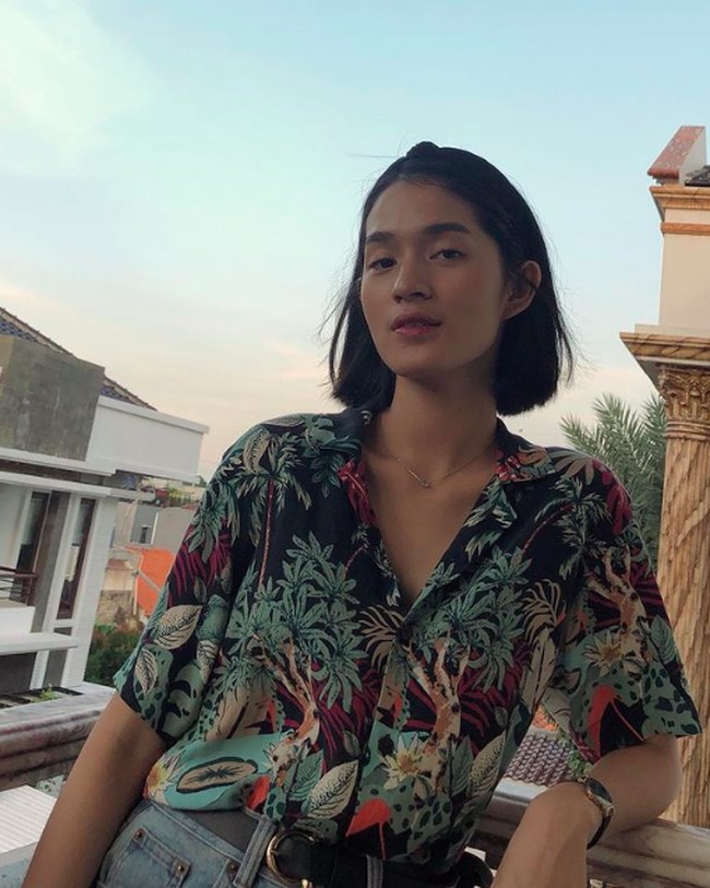 Sementara untuk penampilan kesehariannya, Jeanne lebih sering menggunakan makeup minimalis atau bahkan tanpa makeup. Foto: dok. Instagram/@jeannetasfdl