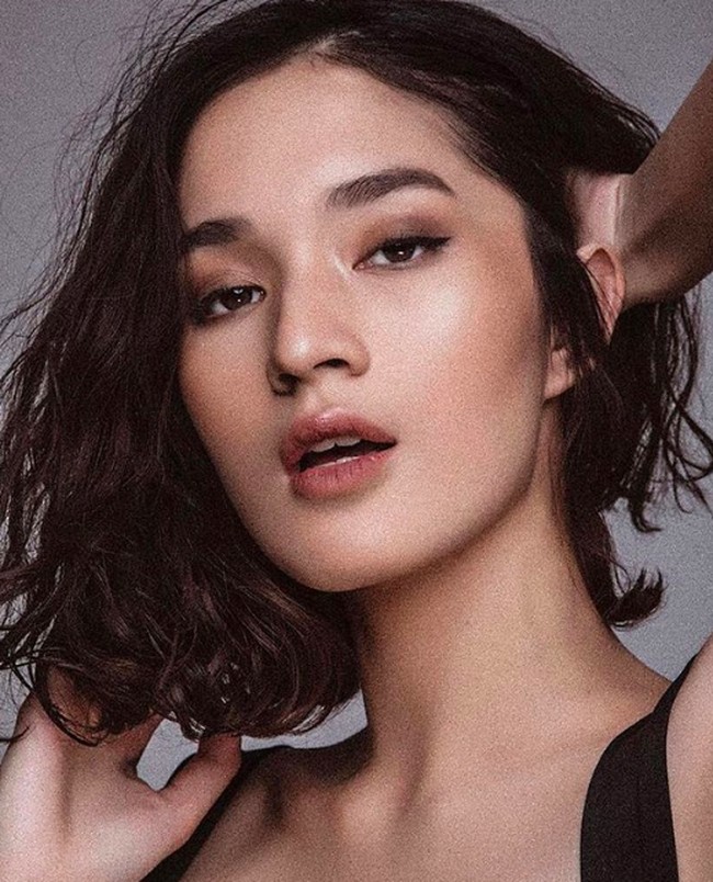 Jeanne pernah menjadi model video klip Ardhito di lagu Here We Go Again. Foto: dok. Instagram/@jeannetasfdl