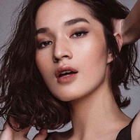 Jeanne pernah menjadi model video klip Ardhito di lagu Here We Go Again. Foto: dok. Instagram/@jeannetasfdl