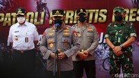 Kapolri Jenderal Listyo Sigit Prabowo menekankan semua anggota yang terlibat dalam tim patroli tersebut untuk bersikap humanis dalam bertugas. 