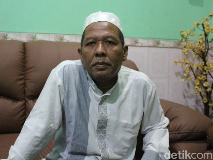 Ketua PCNU Jombang KH Salman Yazid meminta polisi segera menuntaskan kasus pencabulan santriwati yang diduga dilakukan MSAT. Sehingga proses hukum kasus tersebut tidak berlarut-larut.