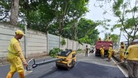 Kesiapan sudah 70 persen, kata Koordinator Lapangan PJLP Suku Dinas Bina Marga Jakarta Utara, Trisno, saat ditemui di venue street race di Ancol, Kamis (13/1/2022).  (Wildan-detikcom)