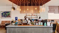 Cafe counter