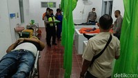 Keempat korban tewas tersebut yakni Andy Suwandy (40) warga Desa Sariwangi, Parongpong, Ciamis; Felik Imam Budi Rahardjo (45) warga Babatan, Wiyung Surabaya; Suryajaya Buyung Kuncoro (63) dan Andreo (20) warga Tambaksari, Surabaya.