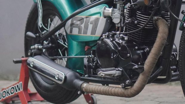 Kawasaki W175 Presiden Joko Widodo dengan konsep Neo Retro Bobber garapan Katros Garage