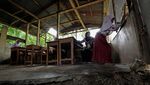 Di Jambi, Siswa SDN 217 Pamenang Belajar di Bangunan Reyot, Kok Bisa ?