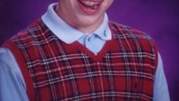 Meme-meme populer pun telah dijual sebagai NFT. Meme Bad Luck Brian ini misalnya, sudah lalu lalang sejak tahun 2012. Pria ini bernama asli Kyle Craven dan dia menjual meme dirinya itu dengan hasil USD 36 ribu. Foto: queue-it