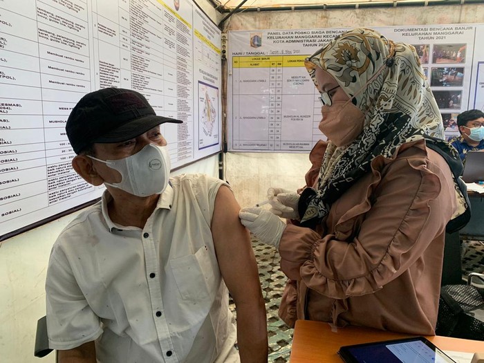 salah satu warga, Ujang Suherman