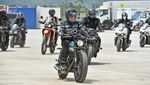 Berjaket G20, Jokowi Geber Motor Tinjau Kesiapan MotoGP Mandalika