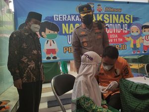 Polisi Sidoarjo Pantau Vaksin Anak Usia 6-11 Tahun, Sekolah Diimbau Taat Prokes