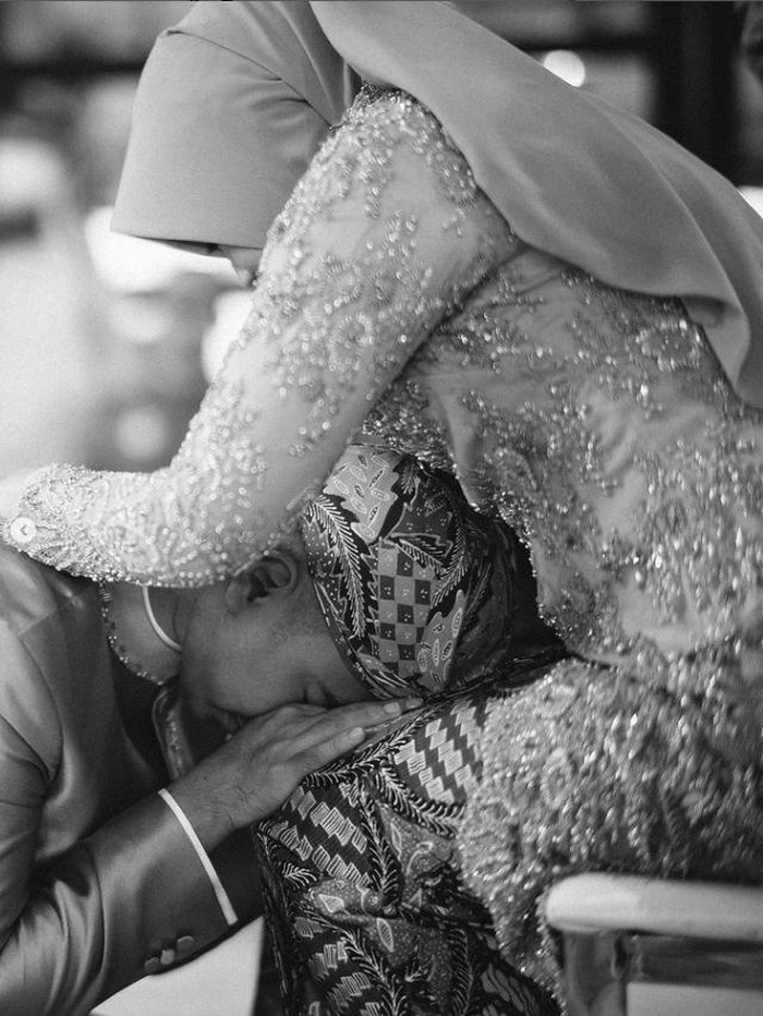 Vidi Aldiano Momen sungkeman dan siraman Vidi Aldiano jelang menikah