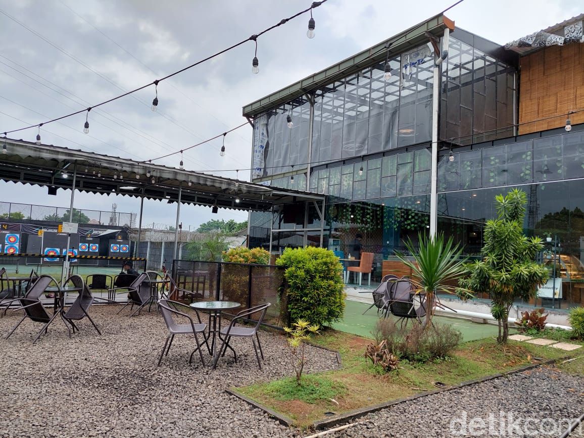Archeries Cafe di Ciputat