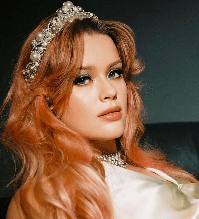 Tak dijelaskan apa yang memicu Ava membuat unggahan seperti itu. Namun, Ava yang saat ini berusia 22 tahun, mem-posting peringatan tersebut setelah berbicara soal seksualitasnya. (Foto: Instagram/@avaphillippe)