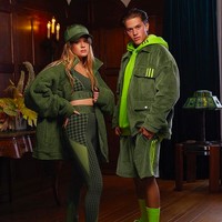 Baru-baru ini, ia dan adiknya mengikuti jejak sang ibu di dunia hiburan. Mereka membintangi iklan kampanye Ivy Park, produk kolaborasi Adidas dan Beyonce. (Foto: Instagram/@avaphillippe)