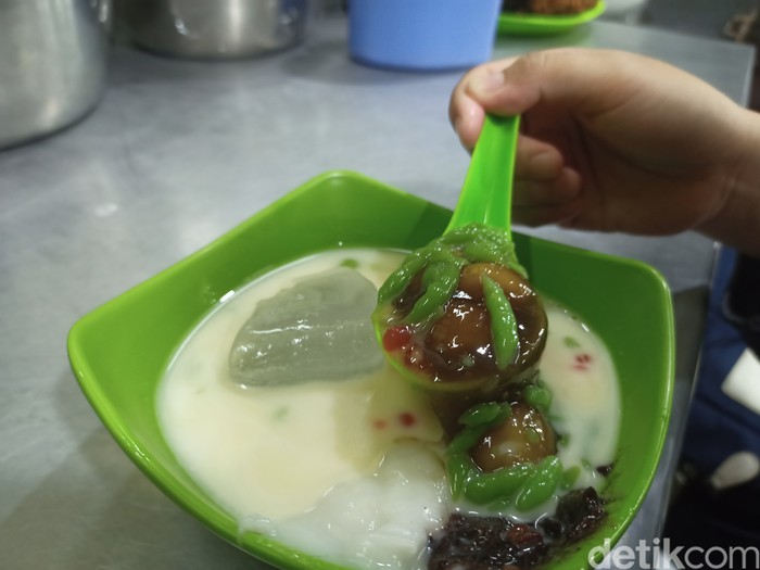 es dawet pasar blauran