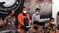 Polisi juga mengamankan barang bukti tembakau gorila 1,45 gram. Foto: Ahsan/detikcom