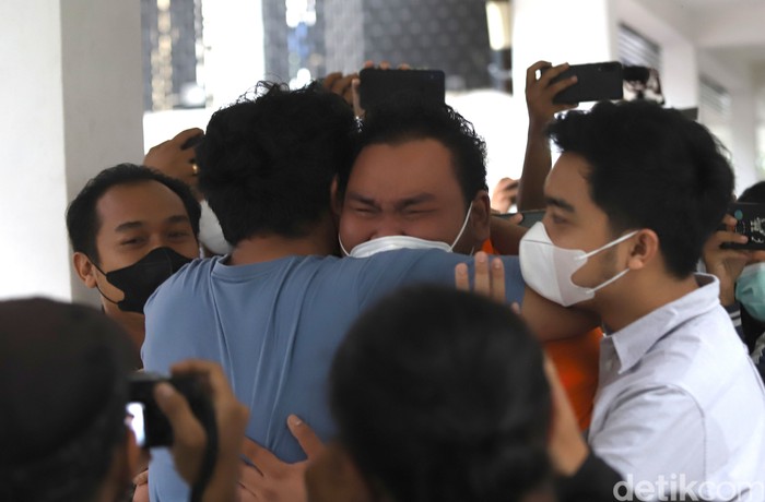 Fico Fachriza Kepolisian merilis tersangka komedian Fico Fachriza terkait penyalahgunaan narkoba di Polda Metro Jaya, Jakarta, Jumat, (14/1).