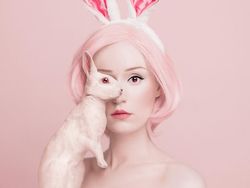 Karya Keren Fotografer Bikin Potret Wajah Setengah Manusia dan Hewan