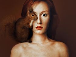 Karya Keren Fotografer Bikin Potret Wajah Setengah Manusia dan Hewan