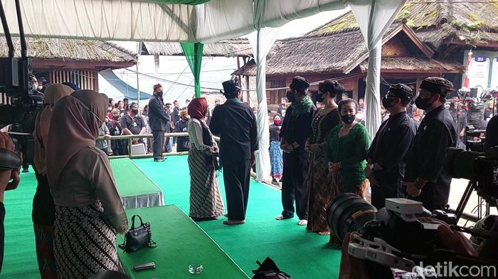 Gempa Banten terasa hingga Kampung Adat Ciptagelar, Sukabumi.