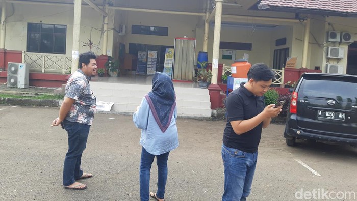 Gempat di Banten