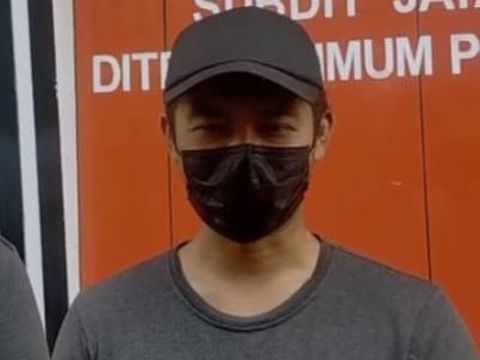 Hadfana Firdaus Pria Tendang Sesajen di lokasi Semeru