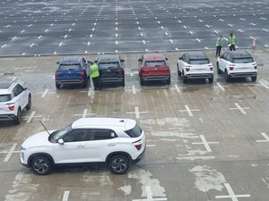 Laris Manis! 2 Bulan Mengaspal, Hyundai Creta Dipesan 1.200 Unit