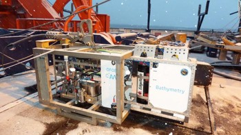 Koloni jutaan icefish ini pertama kali ditemukan oleh kapal peneliti Antartika milik Jerman yang bernama Polarstern. Mereka mensurvei dasar lautan sepanjang setengah kilometer dengan menurunkan sistem kamera. Foto: CNN