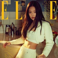 Jennie BLACKPINK menjalani pemotretan bersama Elle Korea. Idol yang didapuk sebagai face of Chanel itu menghiasi sampul majalah Elle Korea edisi Februari 2021 dalam enam versi berbeda. Foto: dok. Elle Korea