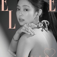 Jennie pun mengungkap perasaannya mendapat cap “ikonik” dan “unik.” Ke depannya, dia ingin menampilkan sisi yang lebih ramah dan friendly kepada penggemar. Foto: dok. Elle Korea