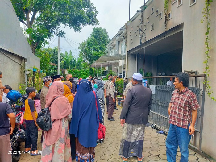 Ledakan di rumah tahfidz quran di Bekasi tewaskan santri Ledakan di rumah tahfidz quran di Bekasi tewaskan santri