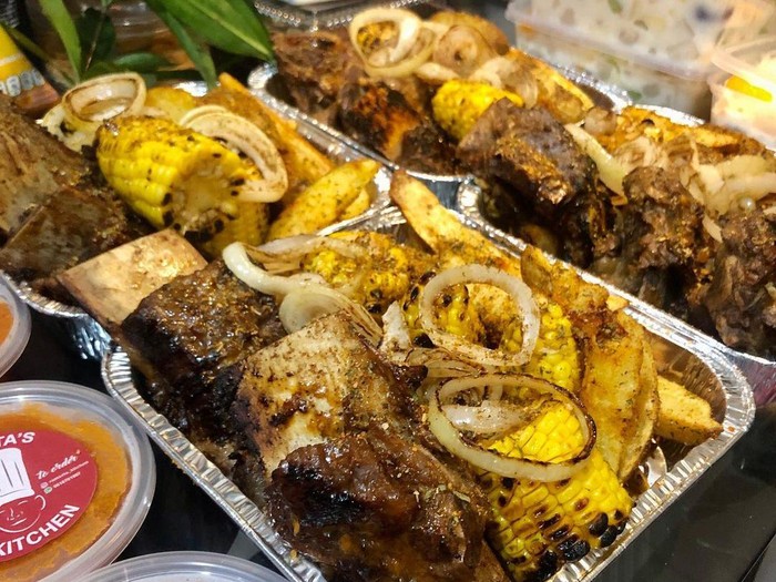 Paket Makanan Ini Bisa Jadi Pelengkap Kumpul Keluarga saat Weekend