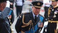 Pangeran Andrew, Duke of York, merupakan anak ketiga Ratu Elizabeth berada di urutan kedelapan. Foto: Instagram @hrhthedukeofyork