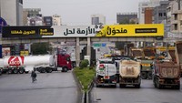 Protes nasional, yang dijuluki hari kemarahan, dijadwalkan berlangsung selama 12 jam tetapi tampaknya telah mereda pada sore hari. (AP/Hussein Malla)