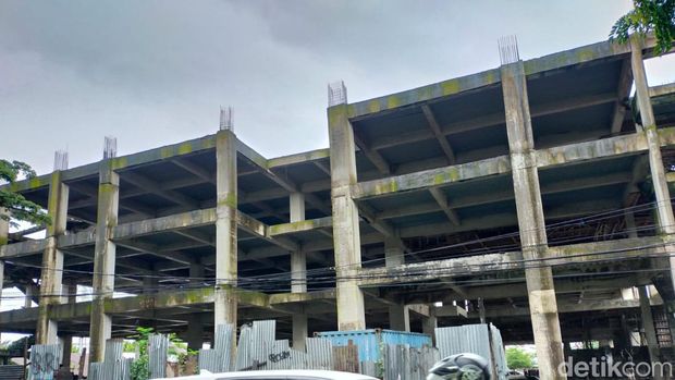 Proyek RS Batua Makassar yang mangkrak karena kasus korupsi Rp 22 miliar.