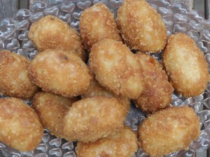 3 Resep Camilan Ketan yang Lembut Gurih, Cocok Buat Teman Ngopi