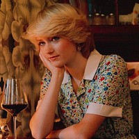 Rose memang telah mengidolai Putri Diana sejak lama. Dia mengatakan bahwa gaya rambutnya itu menjadi tatanan rambut favoritnya sepanjan masa. Foto: dok. Instagram/@rosenoraanna