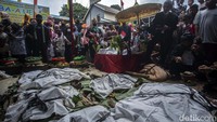 Acara tersebut dilakukan setiap tiap tahun, sementara untuk yang menggunakan kerbau bule dilakukan sewindu sekali atau delapan tahun sekali.