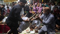 Kegiatan sedekah bumi dilaksanakan selama tiga hari sejak tanggal (12/01/2022).