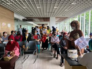 Cerita Lansia Sudah Nunggu 1,5 Jam tapi Gagal Dapat Vaksinasi Booster