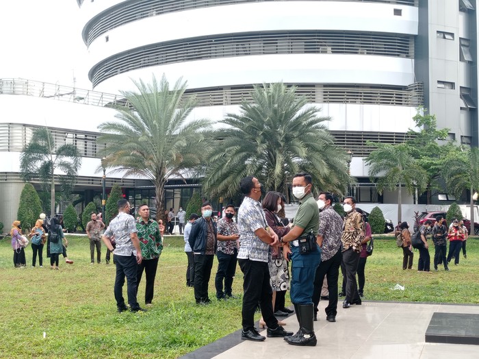 Suasana di gedung Kejagung saat gempa M 6,7 terjadi (Wilda-detikcom)