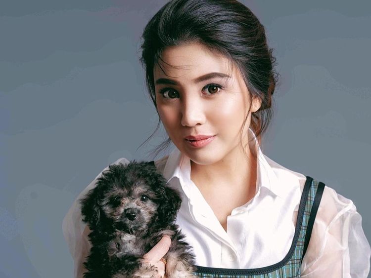 10 Foto Valencia Tanoesoedibjo, Anak Konglomerat, Pacar Baru Kevin Sanjaya