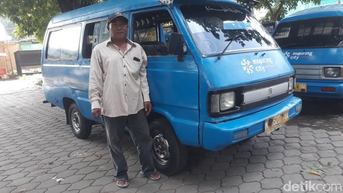 angkot di pasuruan