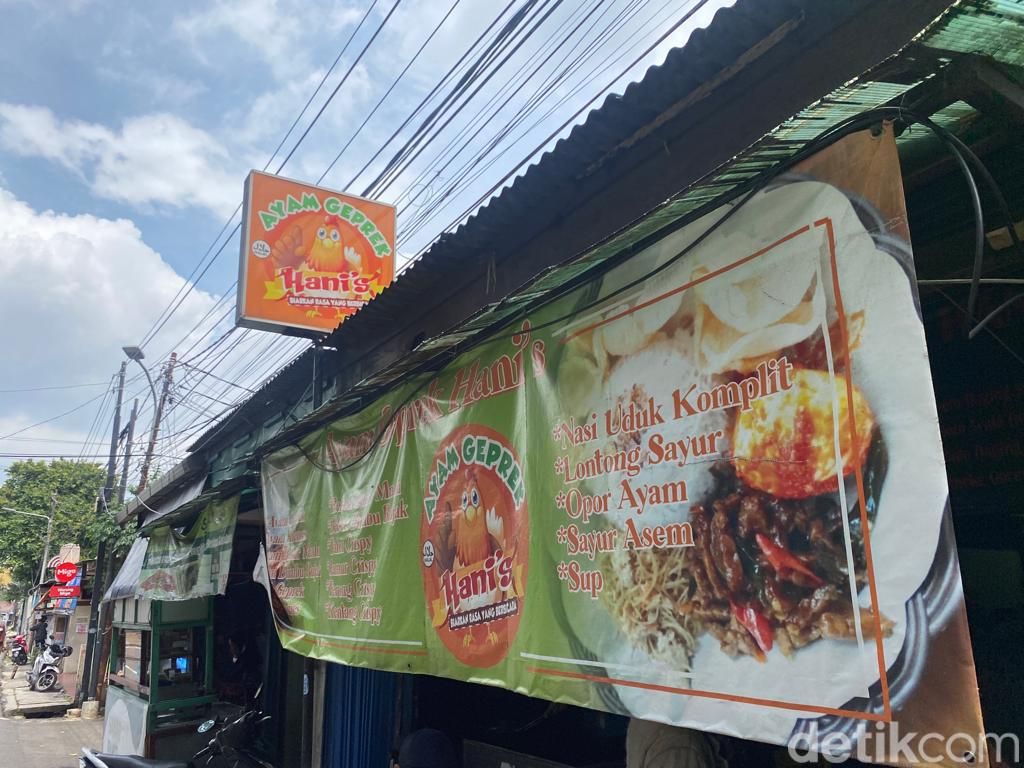 Harganya Rp 20 Ribu, Warung Ayam Geprek Ini Banjir Orderan Online