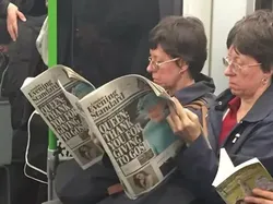 Ini Lucu, Orang Bertemu Kembarannya di Jalan Tanpa Sengaja