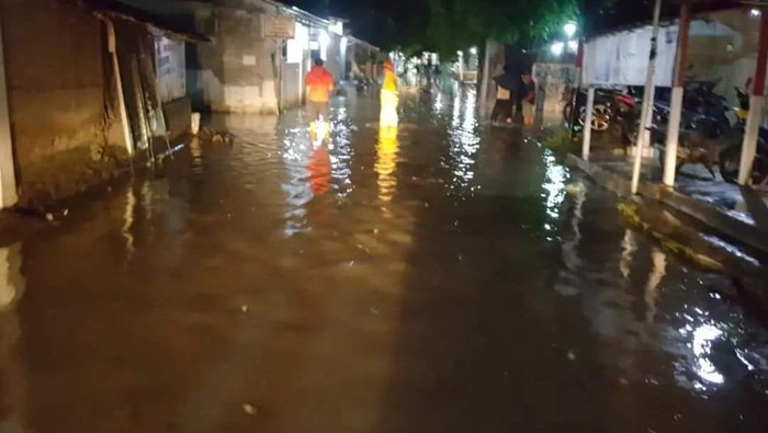 Kondisi banjir di Cilegon usai diguyur hujan semalaman